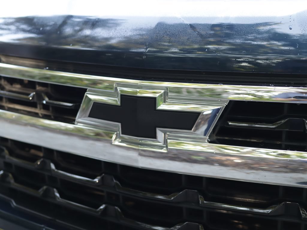 Used 2023 Chevrolet Silverado 1500 LT AWD/4WD image 32