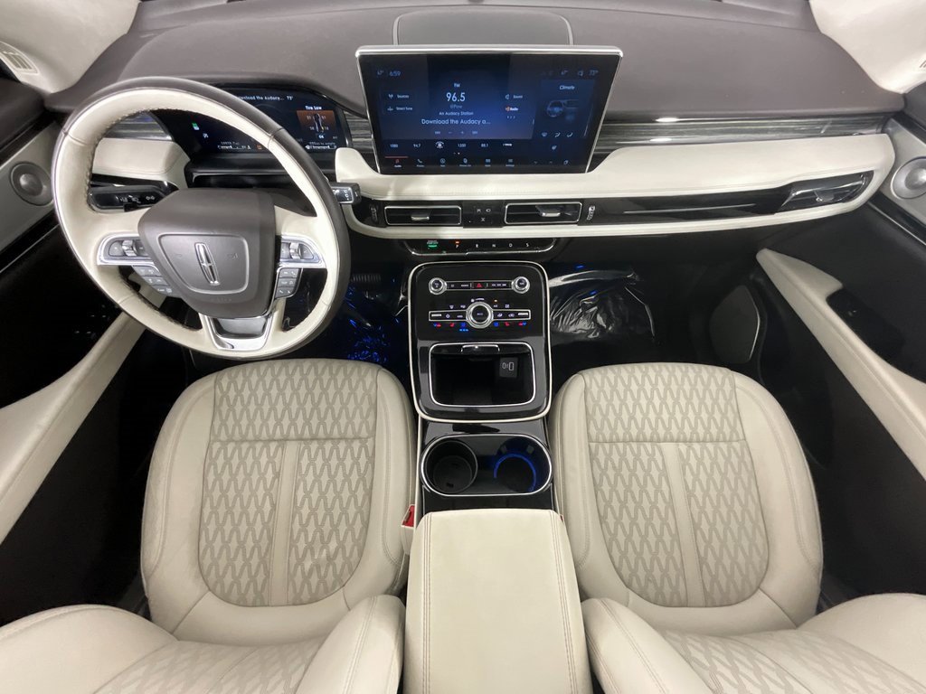 Used 2022 Lincoln Nautilus Black Label w/ Class II Trailer Tow Package image 14