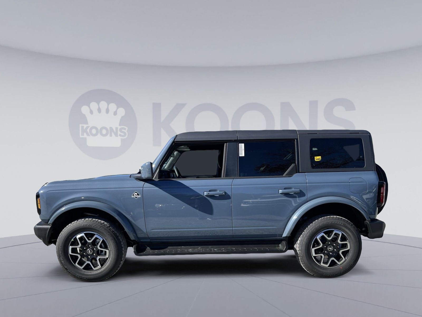 New 2025 Ford Bronco Outer Banks image 2