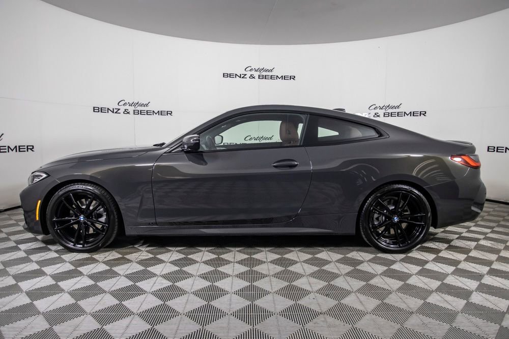 Used 2023 BMW 430i Coupe w/ M Sport Package image 9