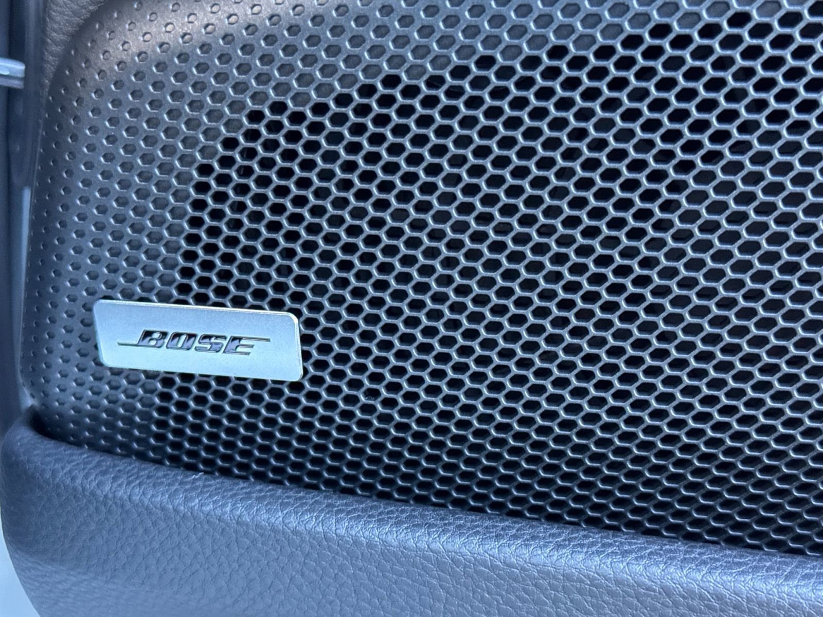 New 2026 Porsche Panamera 4 image 15