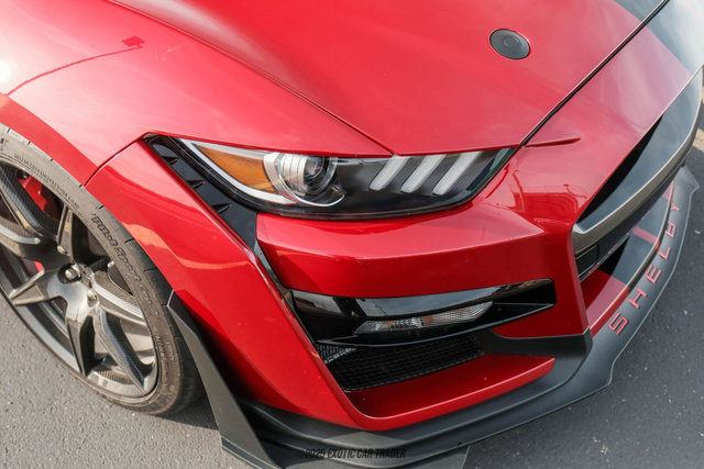 Used 2020 Ford Mustang Shelby GT500 w/ Carbon Fiber Track Pack image 93