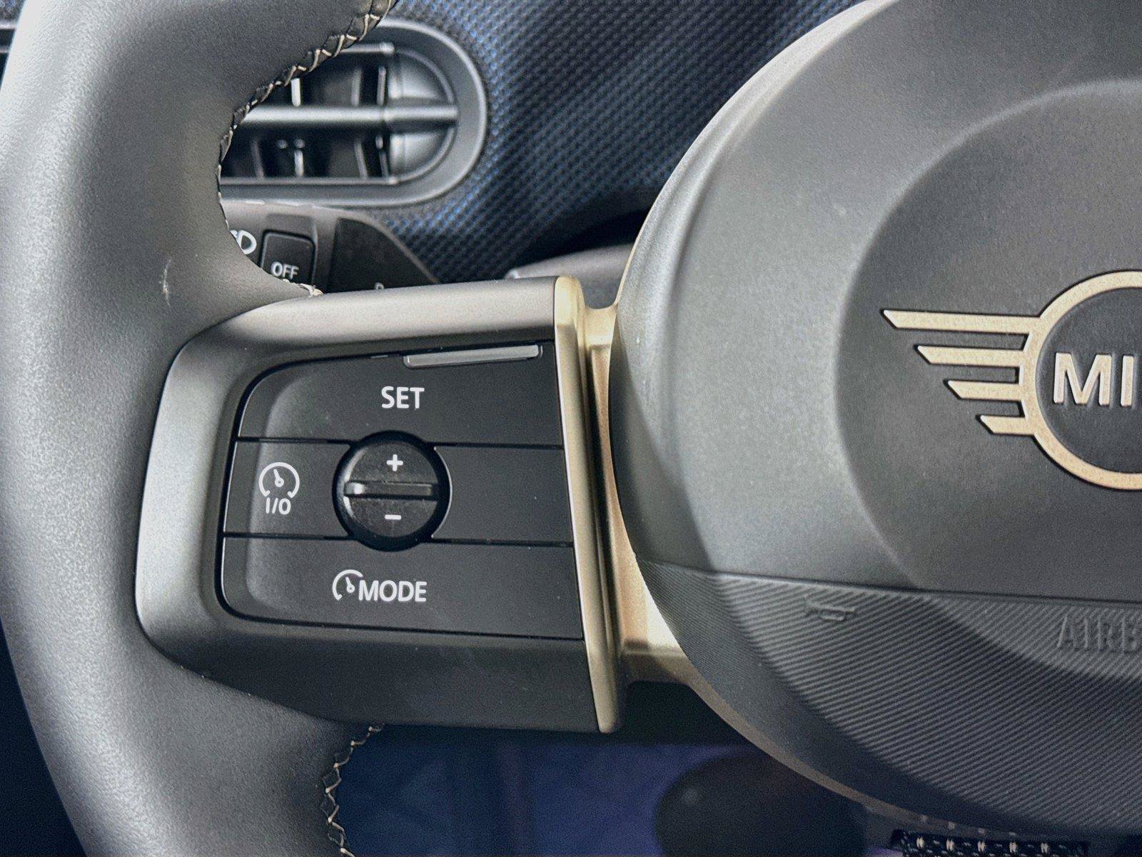 Used 2025 MINI Cooper S FWD image 17