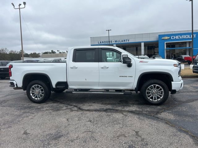 Used 2025 Chevrolet Silverado 2500 LTZ w/ Z71 Chrome Sport Edition image 2