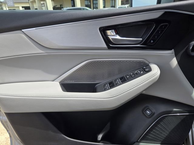 Used 2023 Acura MDX FWD w/ Technology Package image 13