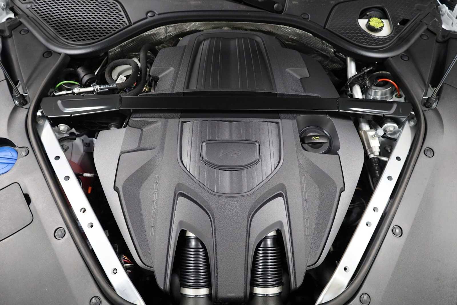 New 2026 Porsche Panamera 4 image 39