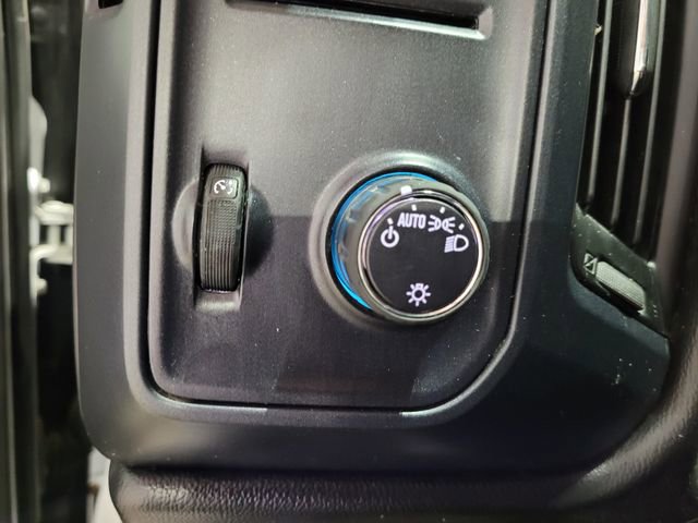 Used 2017 Chevrolet Silverado 1500 W/T w/ Trailering Package image 31