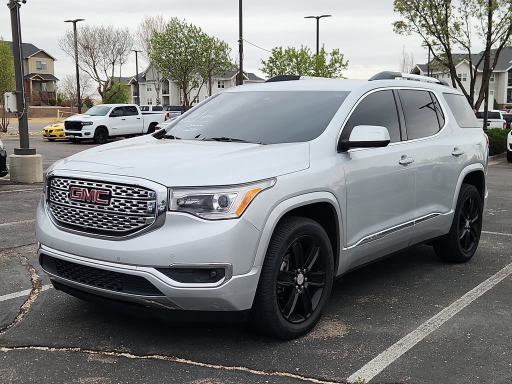 Used 2017 GMC Acadia Denali w/ Technology Package image 3