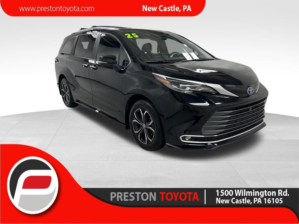 Used 2025 Toyota Sienna Platinum