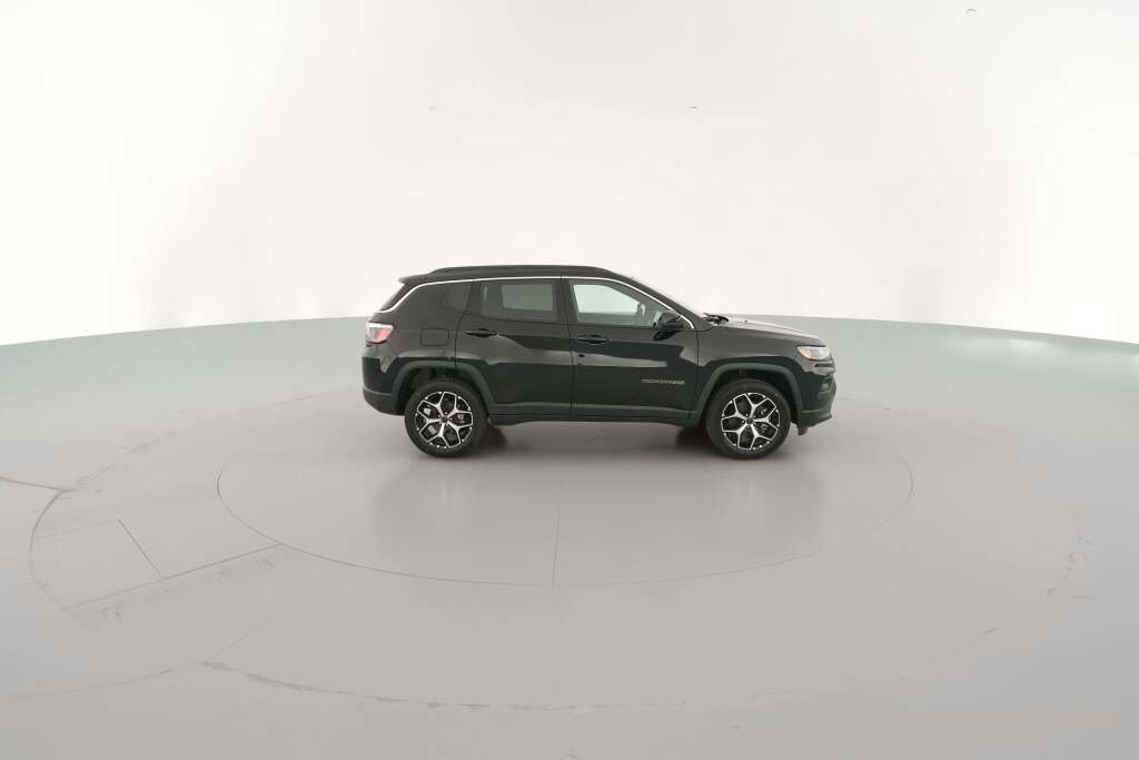 New 2026 Jeep Compass Limited image 14