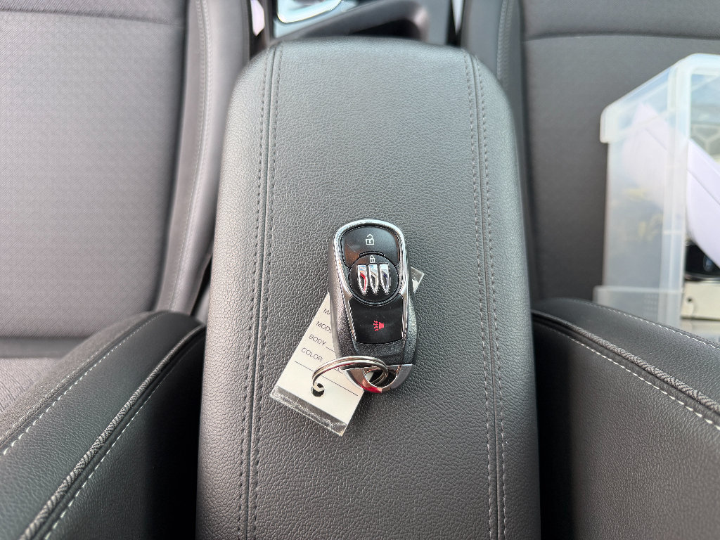 Used 2024 Buick Encore GX Preferred FWD image 18