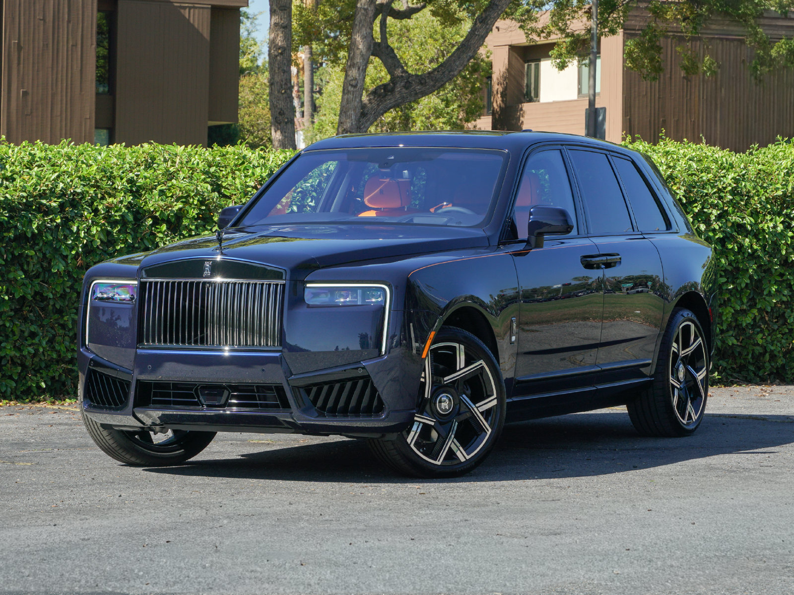 New 2027 Rolls-Royce Cullinan Black Badge AWD/4WD image 1