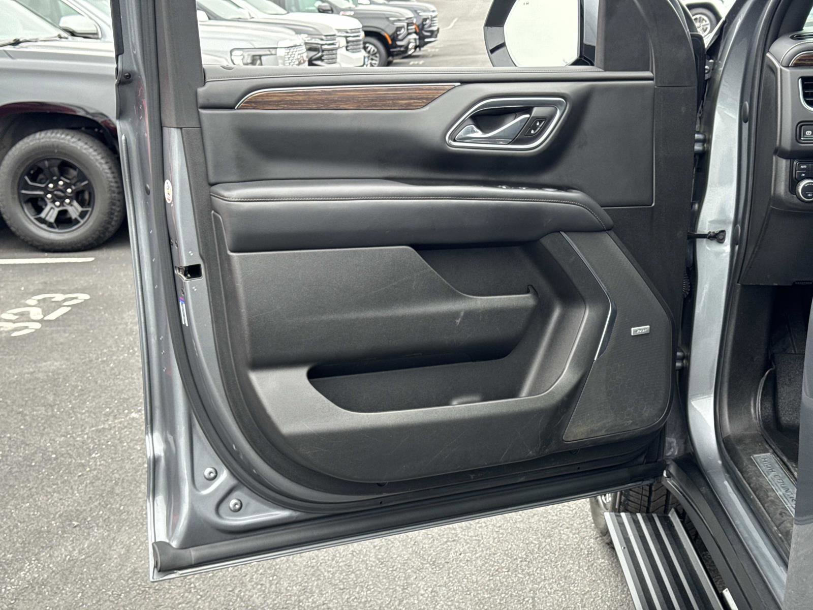 Used 2021 Chevrolet Tahoe High Country image 13