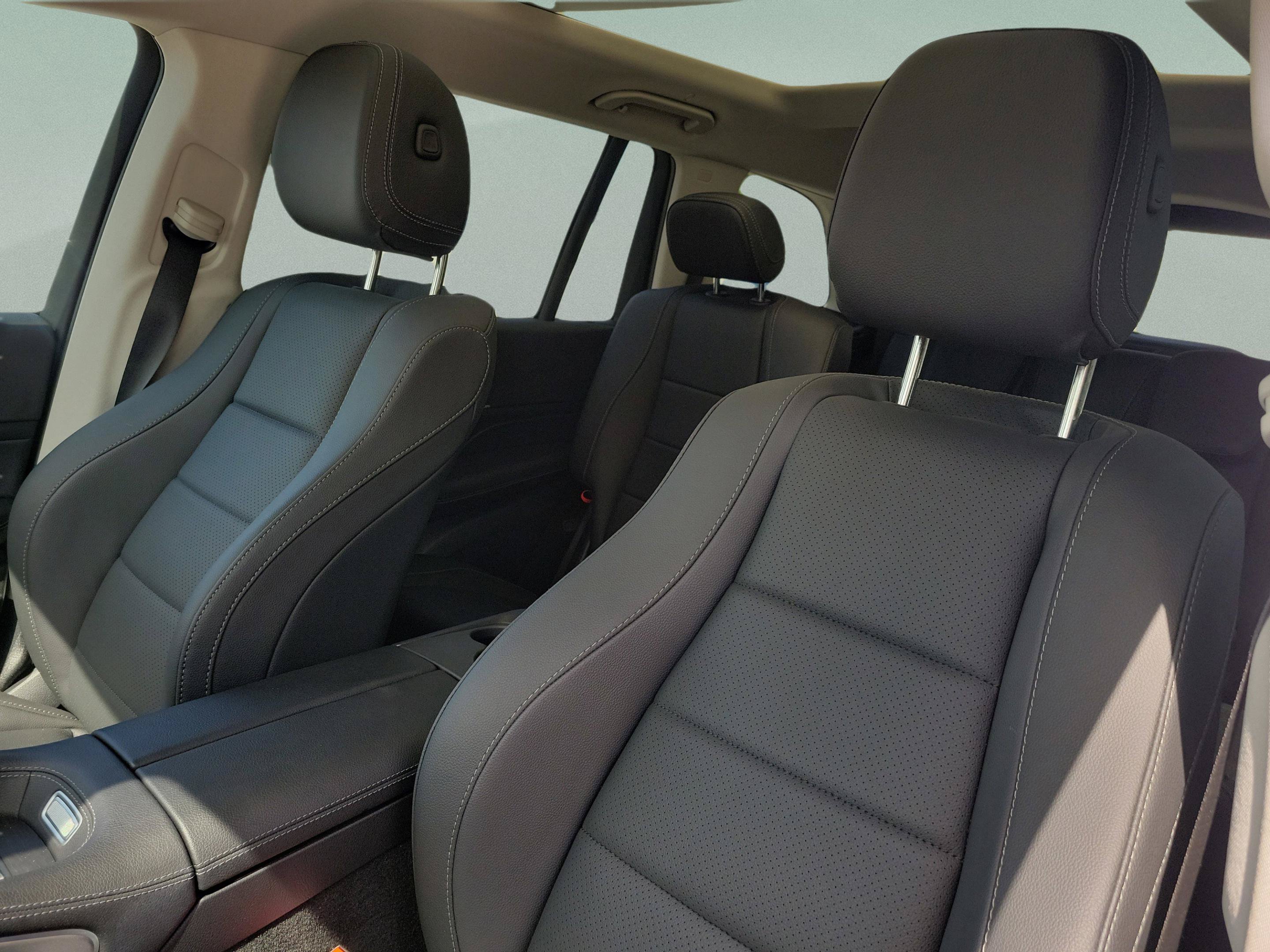 Certified 2026 Mercedes-Benz GLS 450 4MATIC image 18