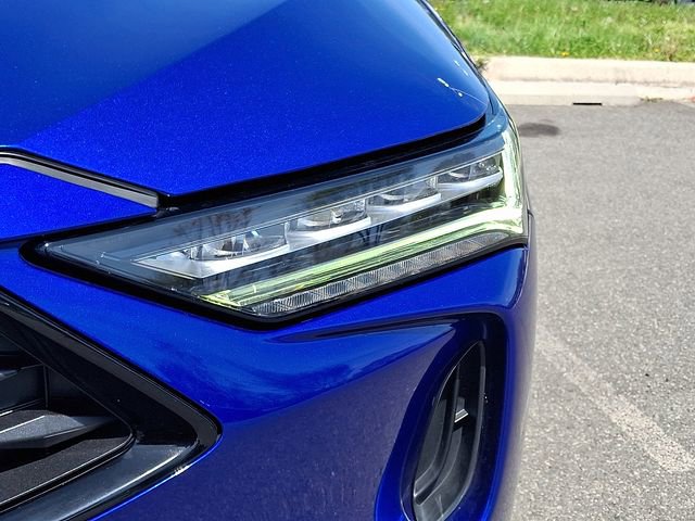 Used 2023 Acura MDX A-Spec image 9