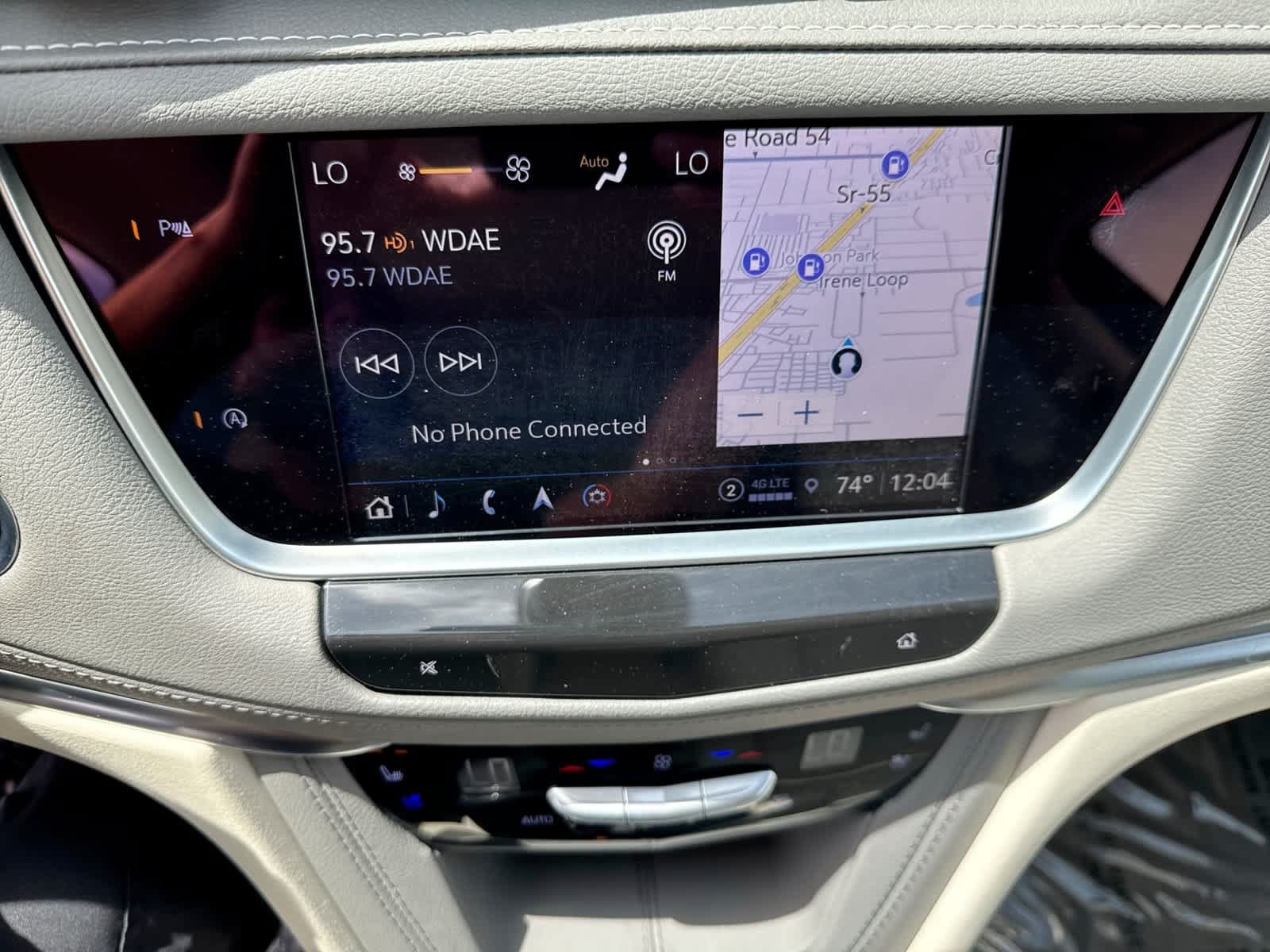 Used 2025 Cadillac XT5 Premium Luxury w/ LPO, Floor Liner Package AWD/4WD image 34