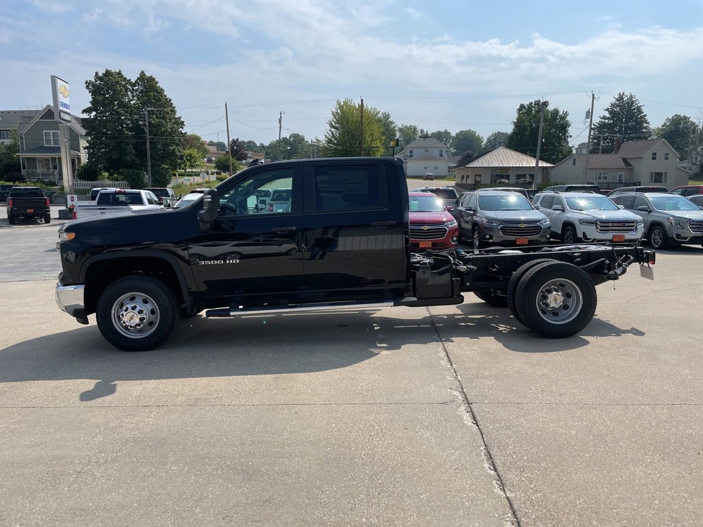 New 2025 Chevrolet Silverado 3500 W/T w/ WT Convenience Package image 2