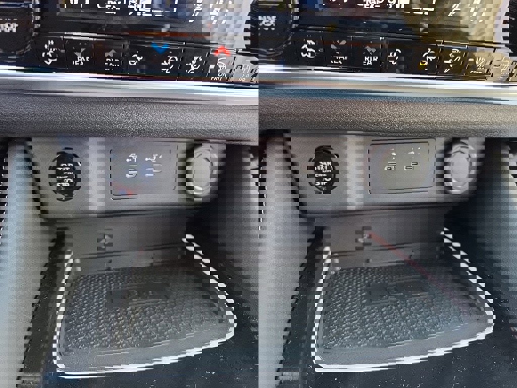 New 2026 Nissan Rogue Platinum image 26