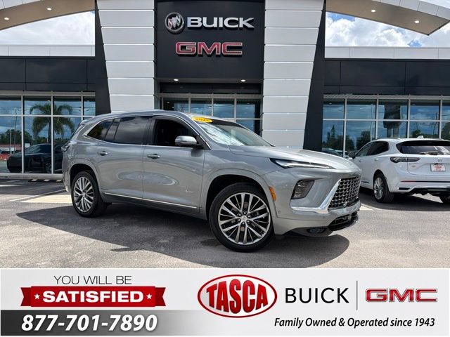 Used 2026 Buick Enclave Avenir w/ Super Cruise Package FWD image 1