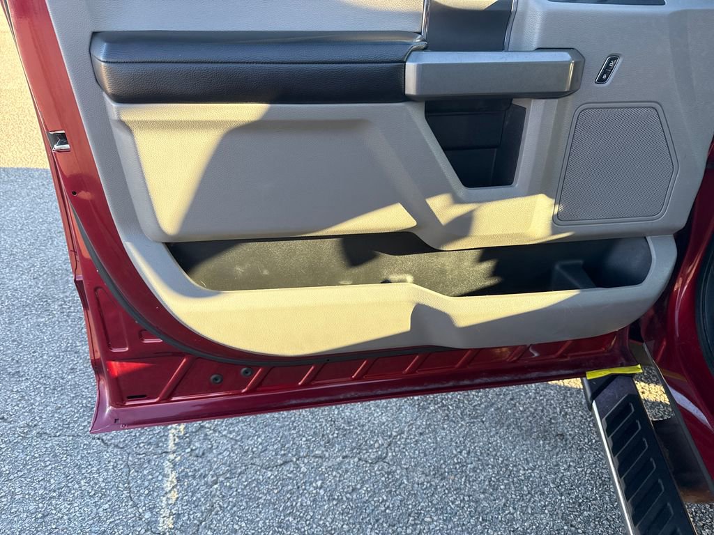 Used 2018 Ford F150 XLT w/ Equipment Group 302A Luxury image 11