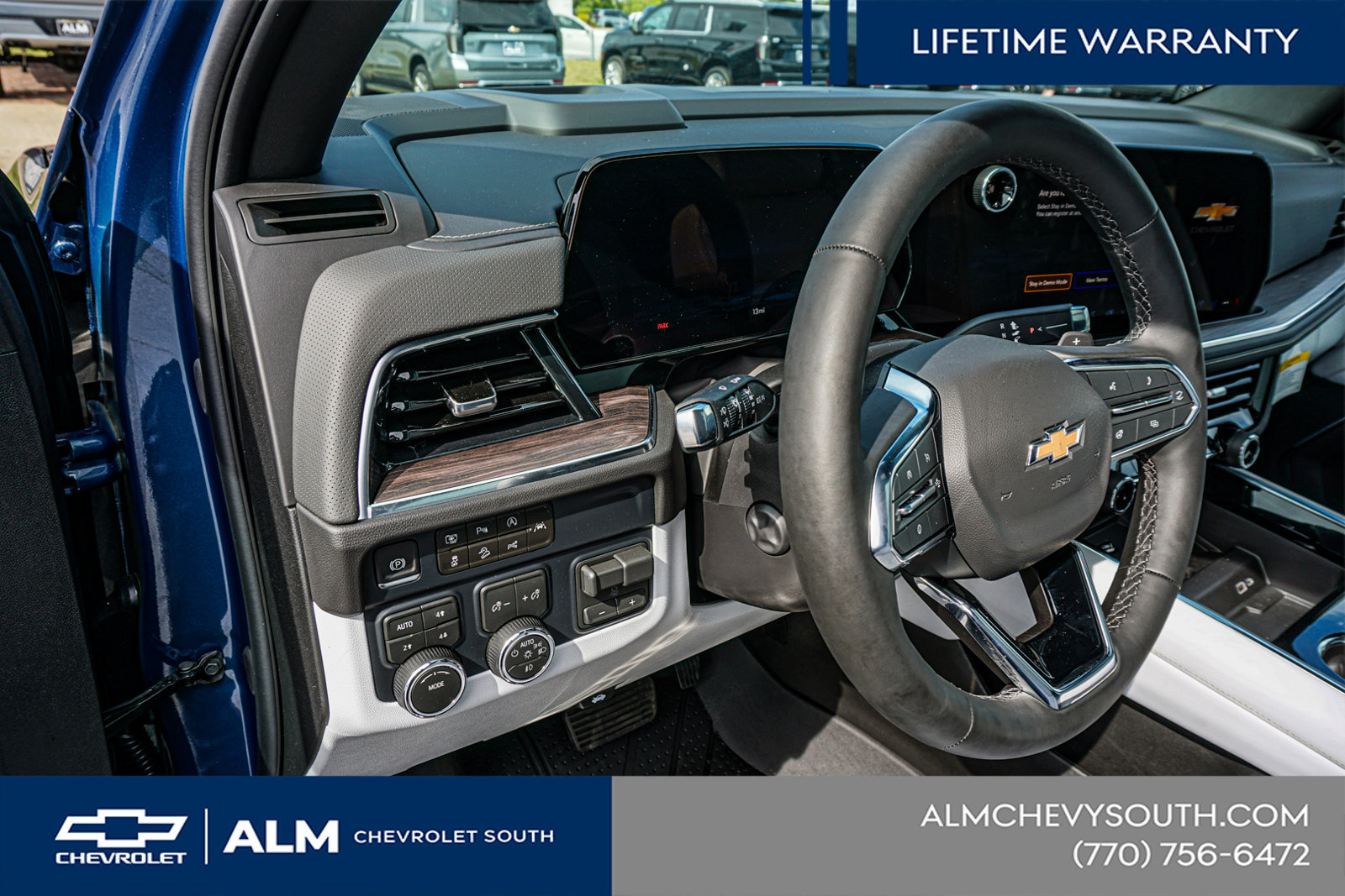 New 2026 Chevrolet Suburban Premier w/ Sun And Tow Package AWD/4WD image 38