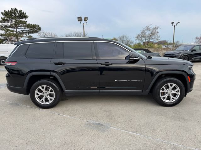 Used 2022 Jeep Grand Cherokee L Limited AWD/4WD image 7