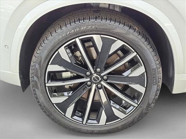 Certified 2026 Volvo XC90 B6 Plus w/ Protection Package Premier AWD/4WD image 26