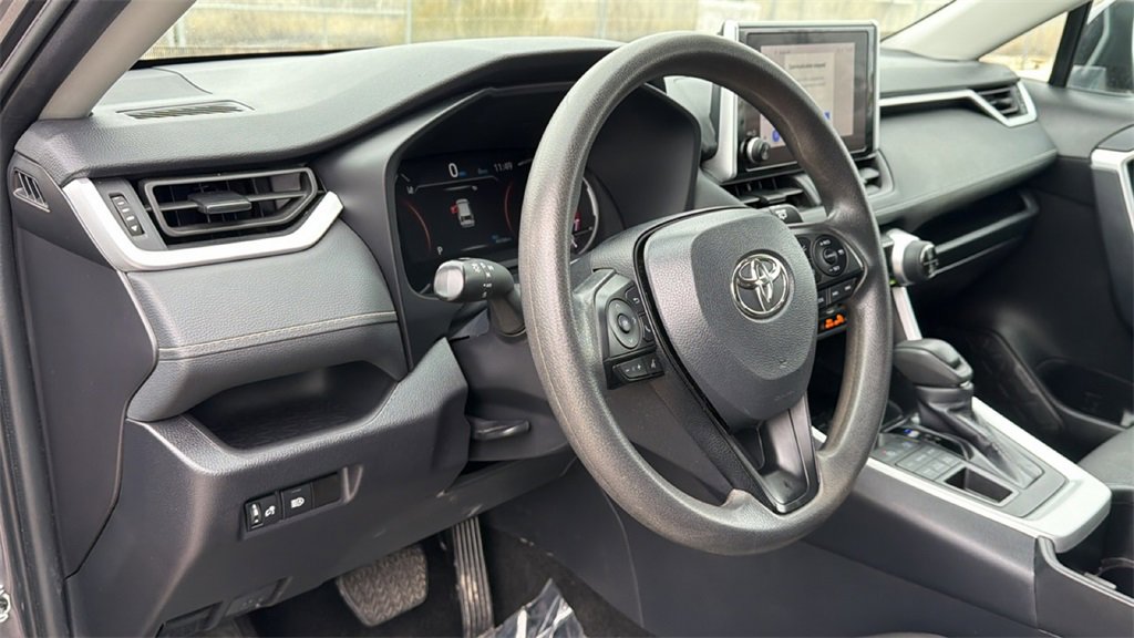 Certified 2024 Toyota RAV4 XLE image 22