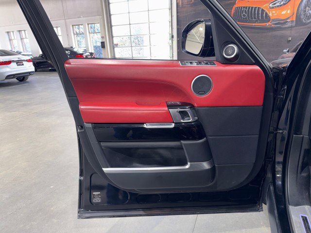 Used 2016 Land Rover Range Rover Autobiography image 44