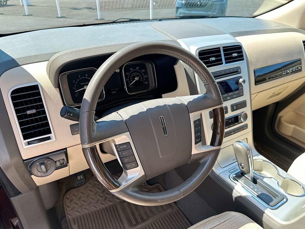 Used 2010 Lincoln MKX 2WD image 10