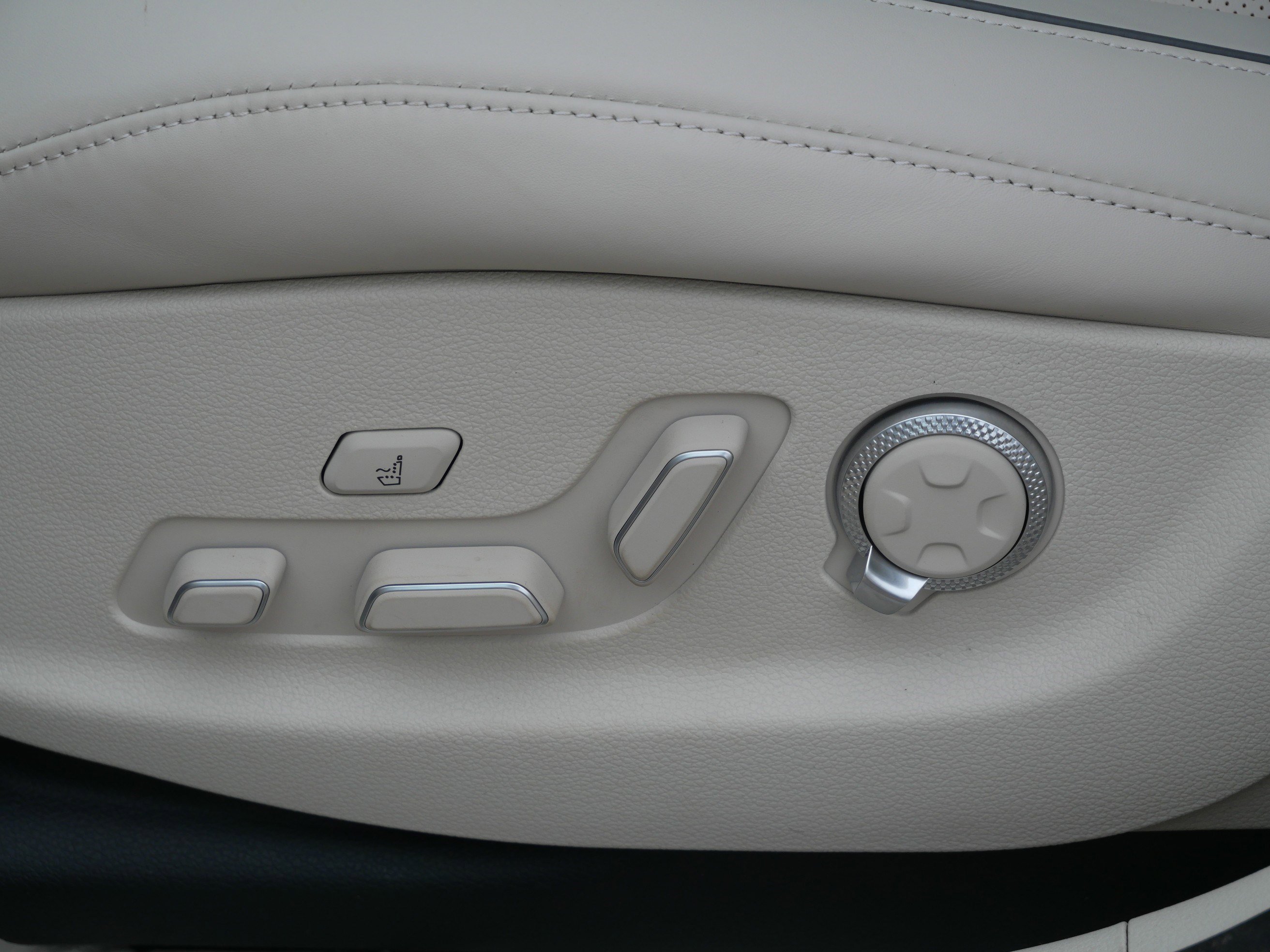 New 2026 Genesis G80 3.5T Sport Prestige image 5