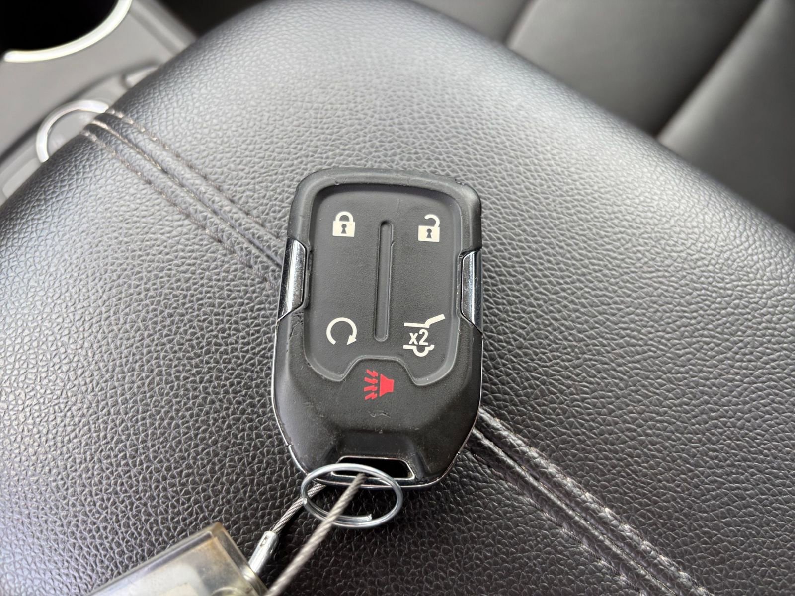 Used 2024 GMC Terrain SLT AWD/4WD image 27
