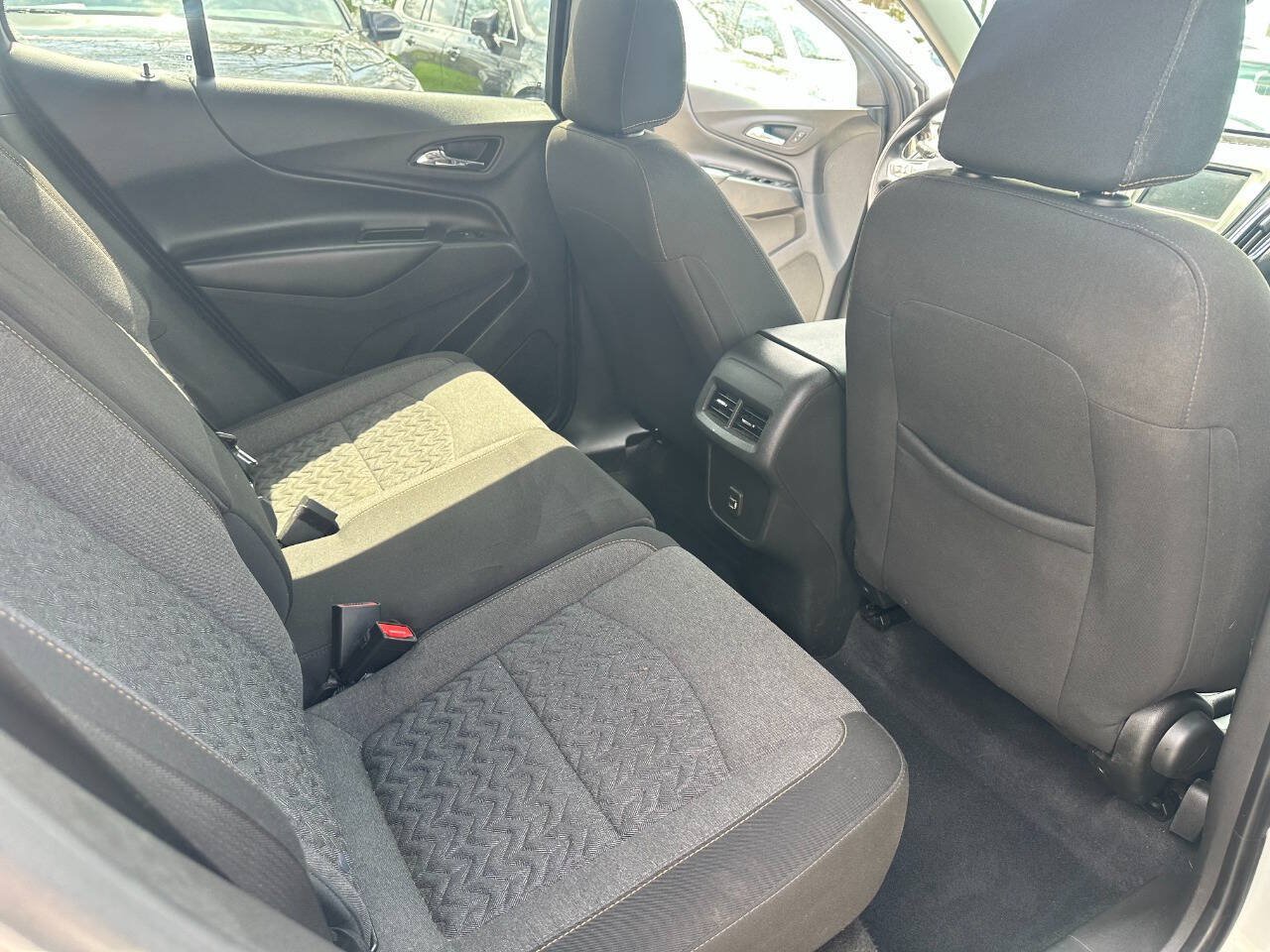 Used 2022 Chevrolet Equinox LT AWD/4WD image 15