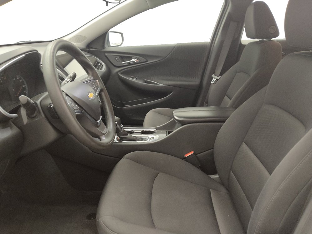 Used 2023 Chevrolet Malibu LT image 17