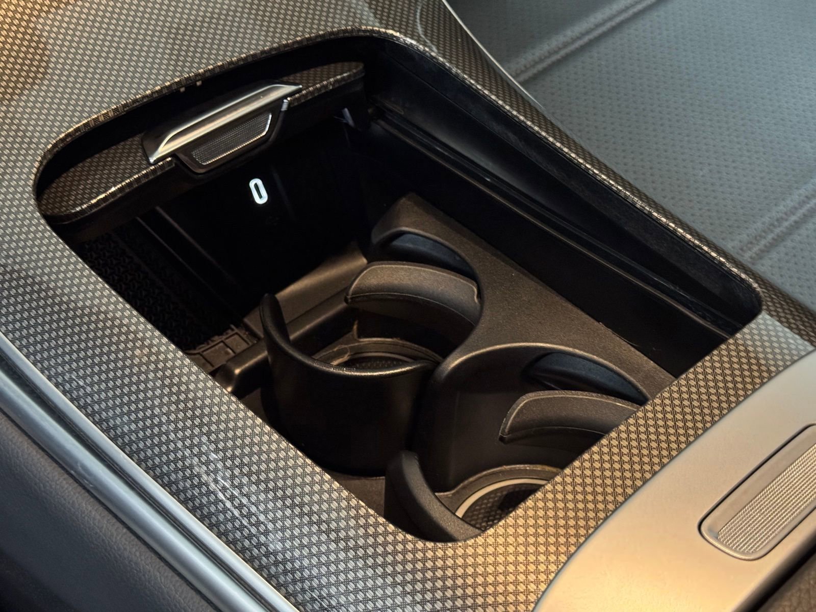 Certified 2024 Mercedes-Benz GLC 300 image 32