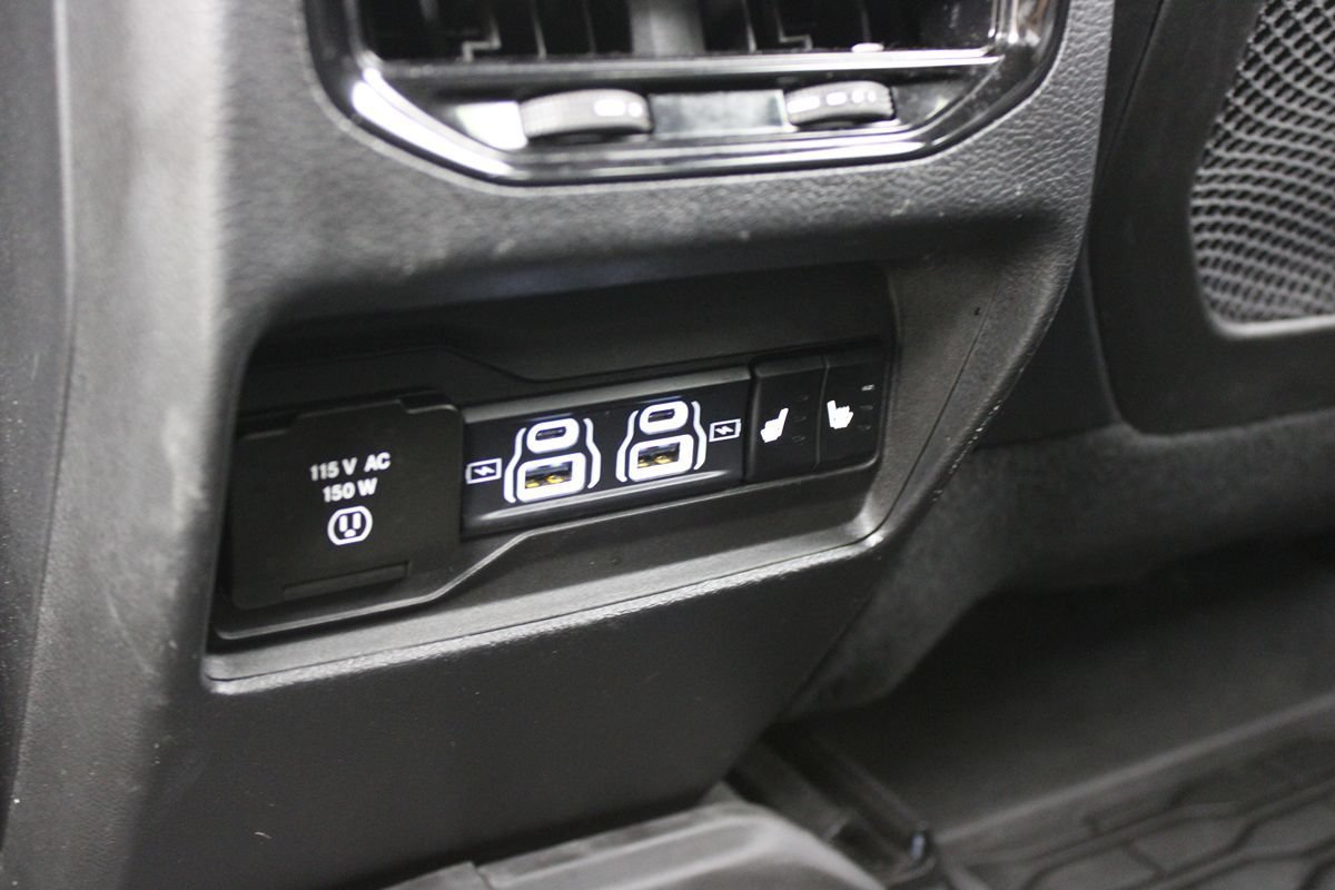 Used 2022 Jeep Grand Cherokee Trailhawk w/ Advanced Protech Group II AWD/4WD image 37