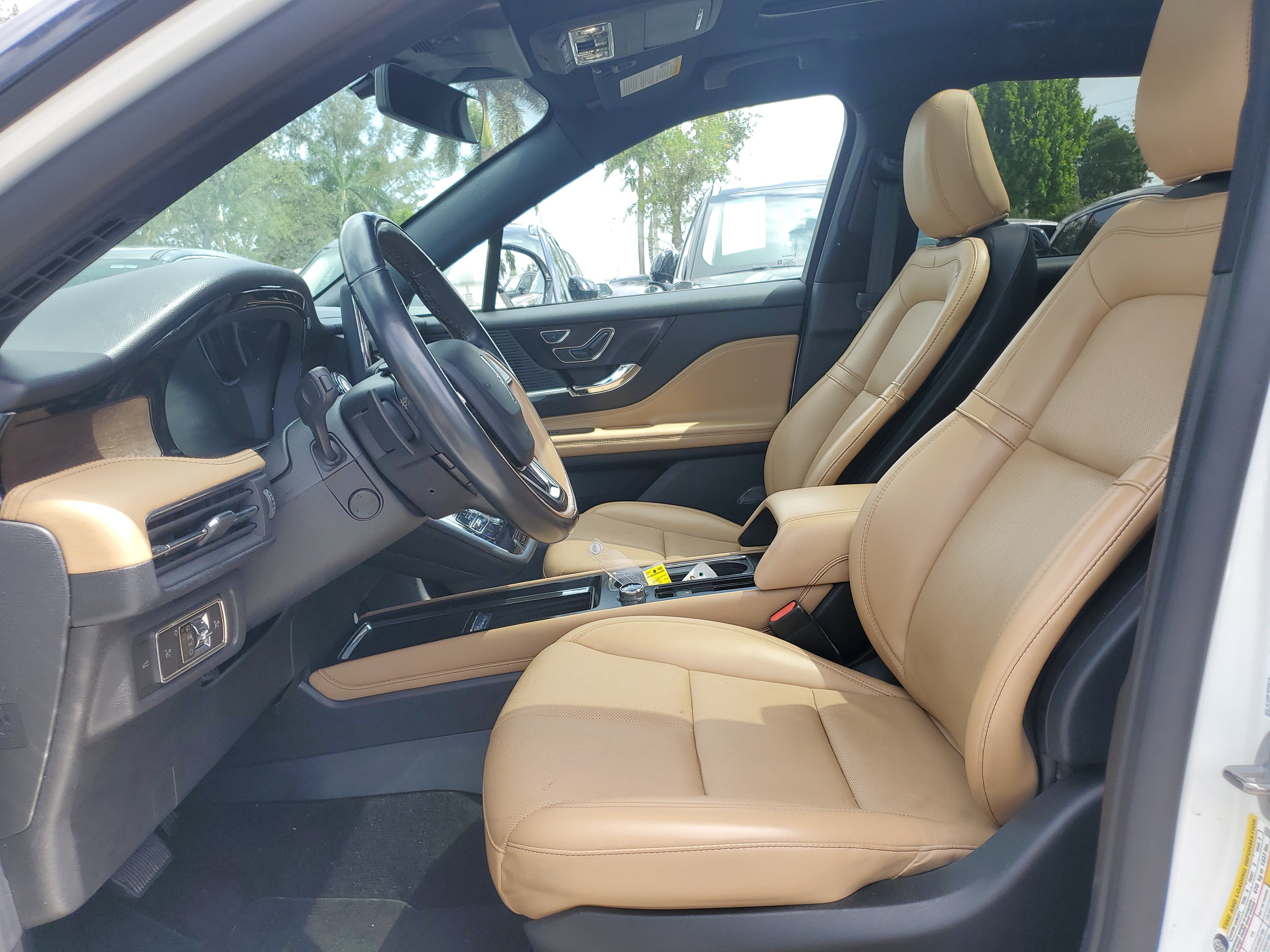 Used 2022 Lincoln Corsair Reserve FWD image 13