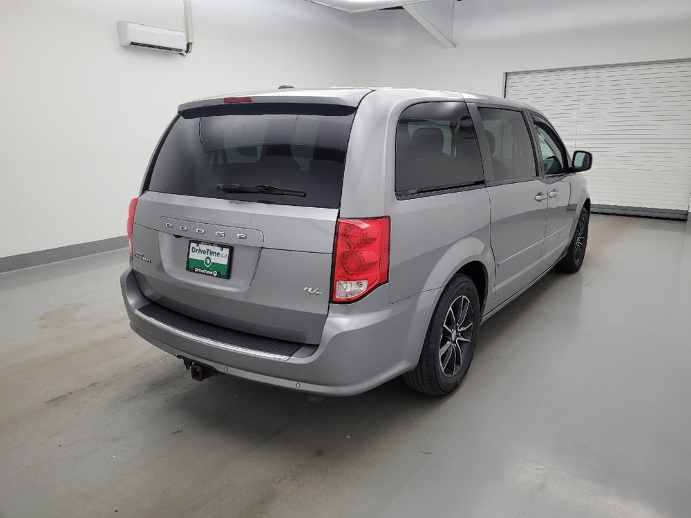 Used 2016 Dodge Grand Caravan R/T w/ Safety Sphere Group FWD image 9