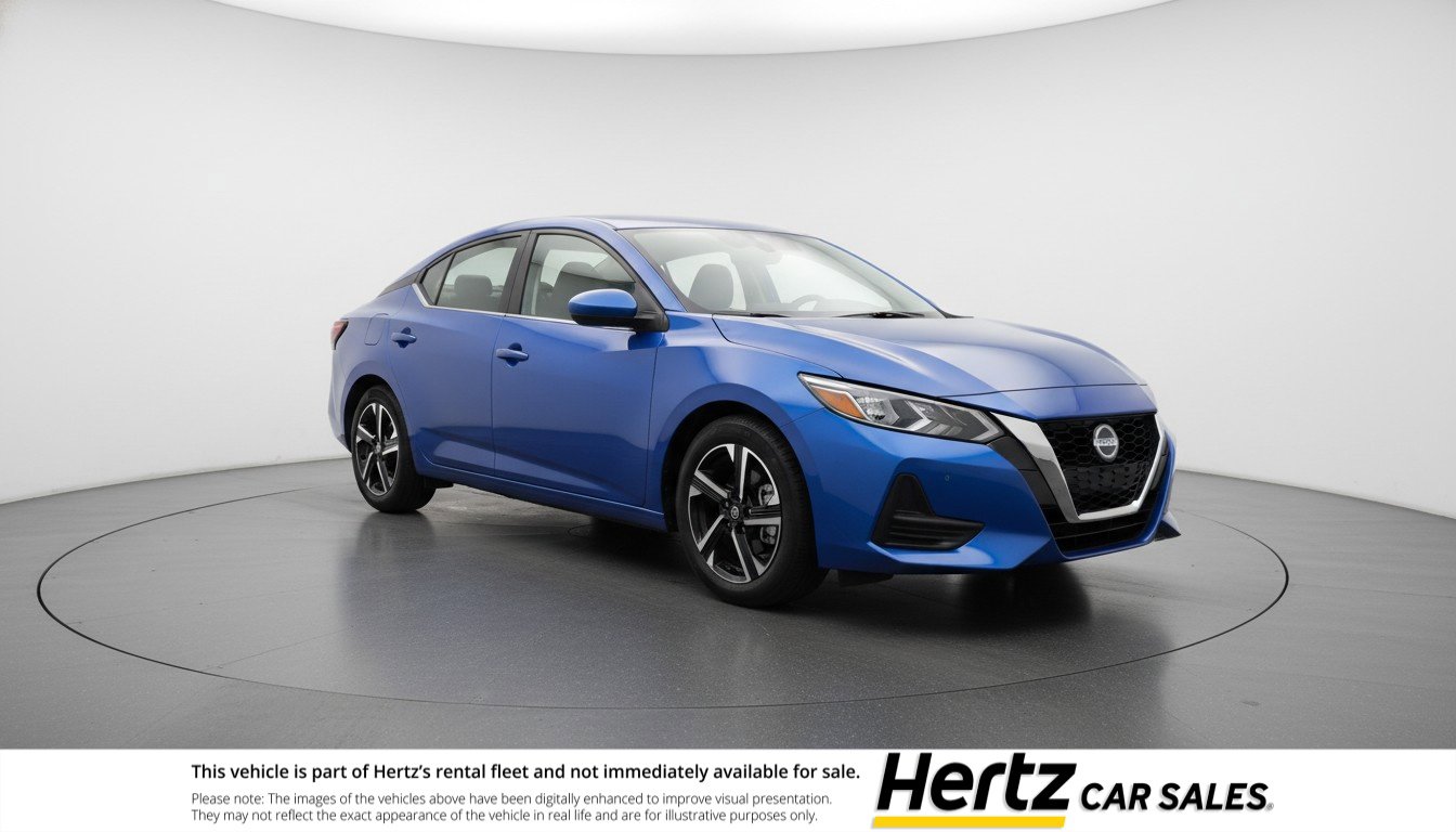 Used 2025 Nissan Sentra SV image 1