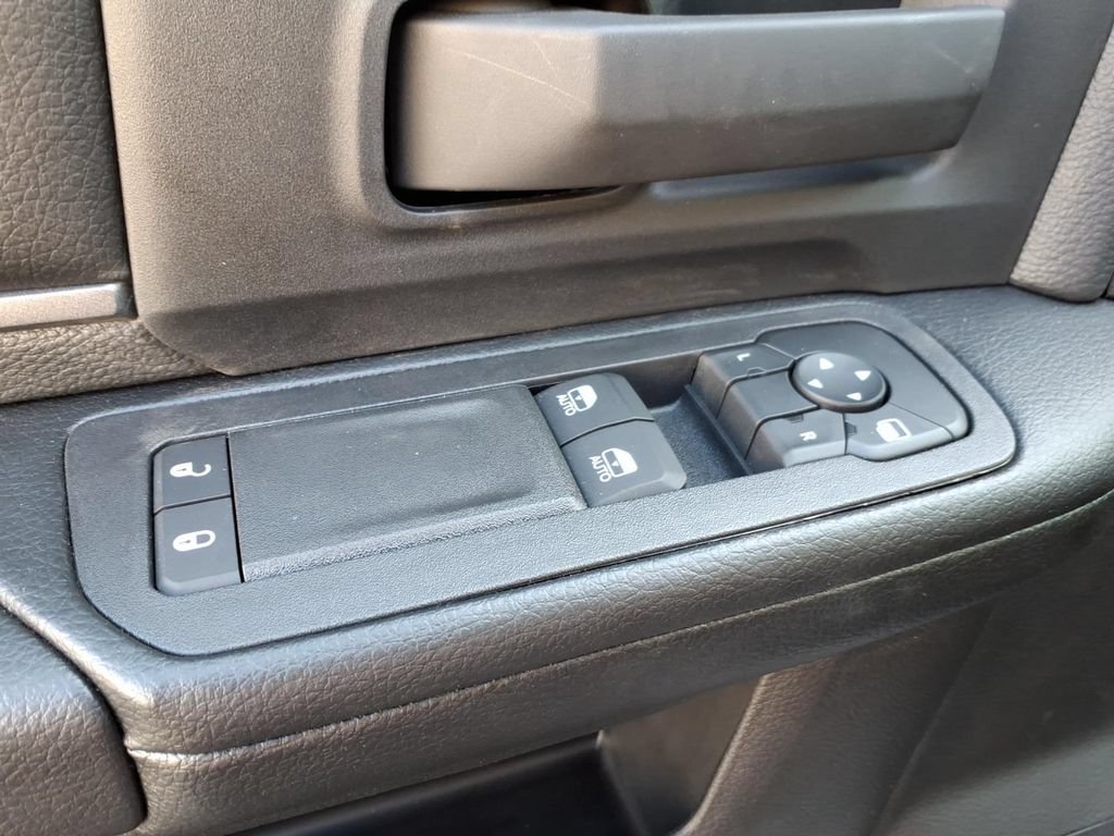 New 2026 RAM 2500 Tradesman AWD/4WD image 9