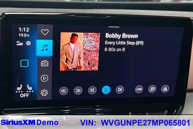 Certified 2021 Volkswagen ID.4 Pro S w/ Gradient Package image 37