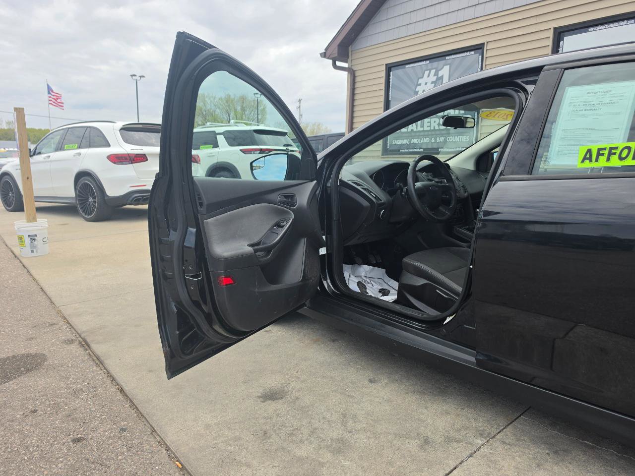 Used 2013 Ford Focus S FWD image 9