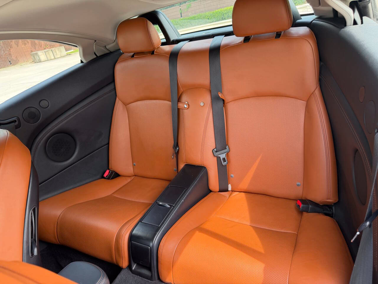 Used 2011 Lexus IS 250C w/ Luxury Pkg RWD image 8