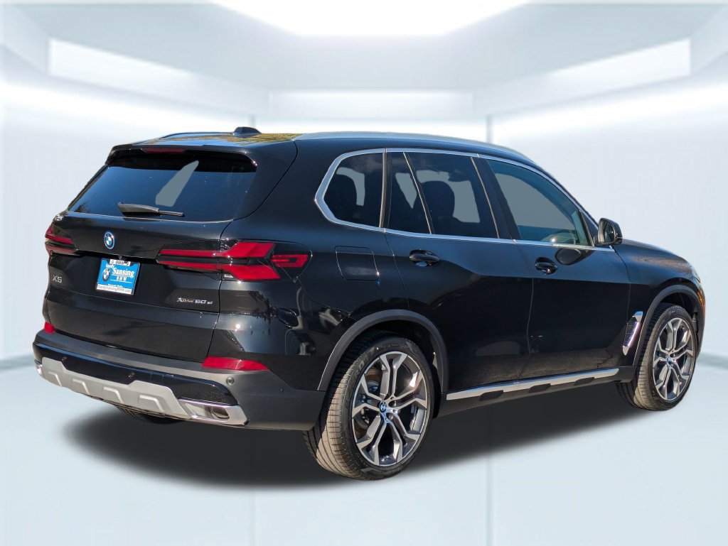 New 2026 BMW X5 xDrive50e w/ Premium Package AWD/4WD image 5
