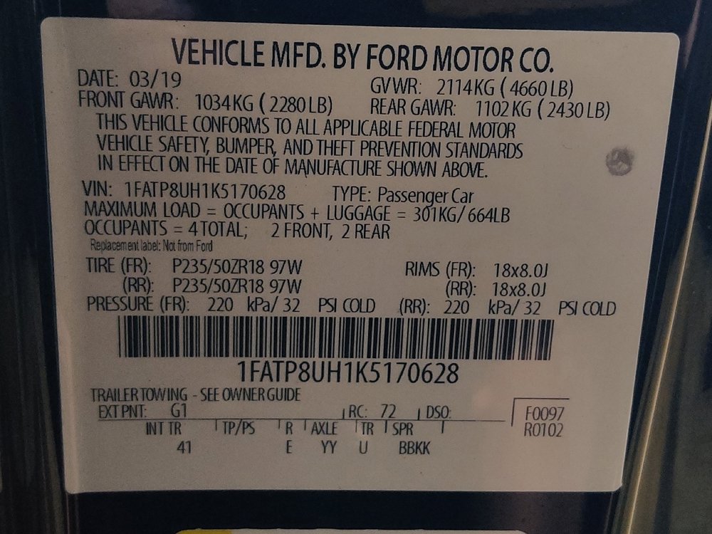 Used 2019 Ford Mustang Premium RWD image 33