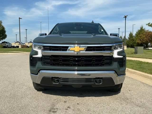 Used 2026 Chevrolet Silverado 1500 LT AWD/4WD image 8