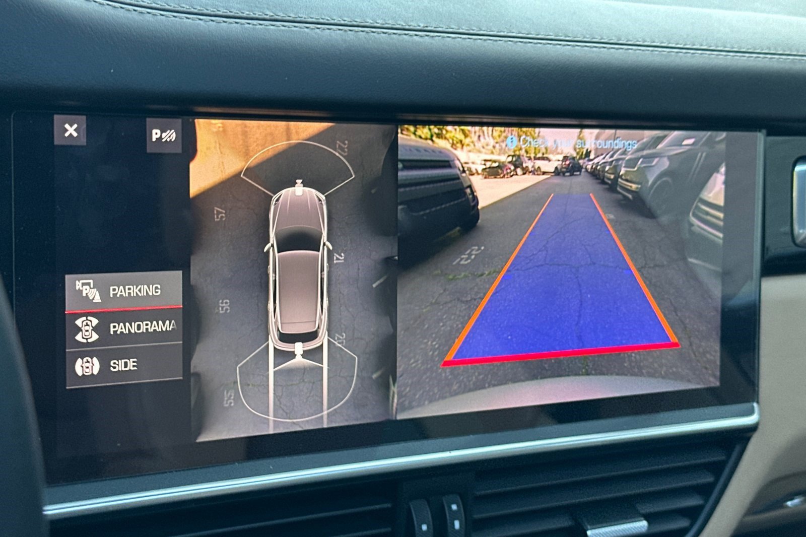 Used 2021 Porsche Cayenne GTS image 22