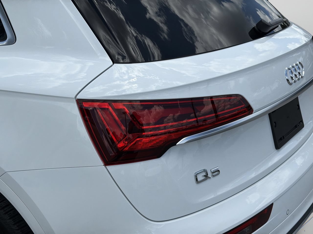 Used 2024 Audi Q5 2.0T Premium AWD/4WD image 7