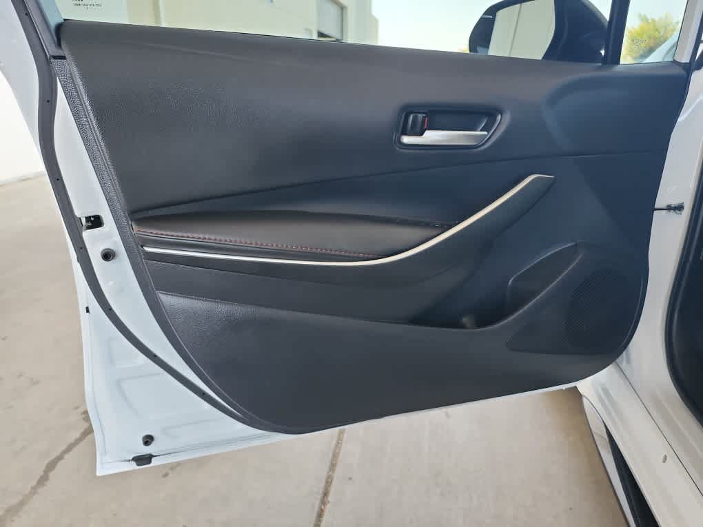 Used 2025 Toyota Corolla SE FWD image 11
