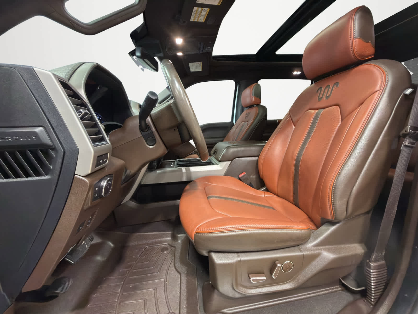 Used 2020 Ford F350 King Ranch w/ King Ranch Ultimate Package image 17